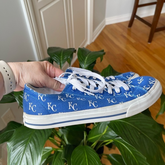 Row One Kansas City Royals KC logo sneakers lace up Men 7 Women's 8.5  Unisex - Picture 12 of 15